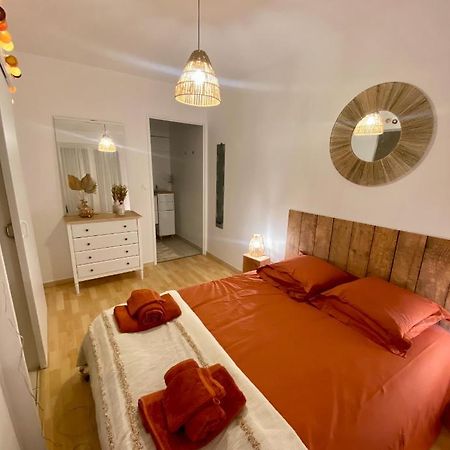 Appartement 1 chambre pour 2 pers - fraîchement rénové - terrasse - parking Dinard Esterno foto