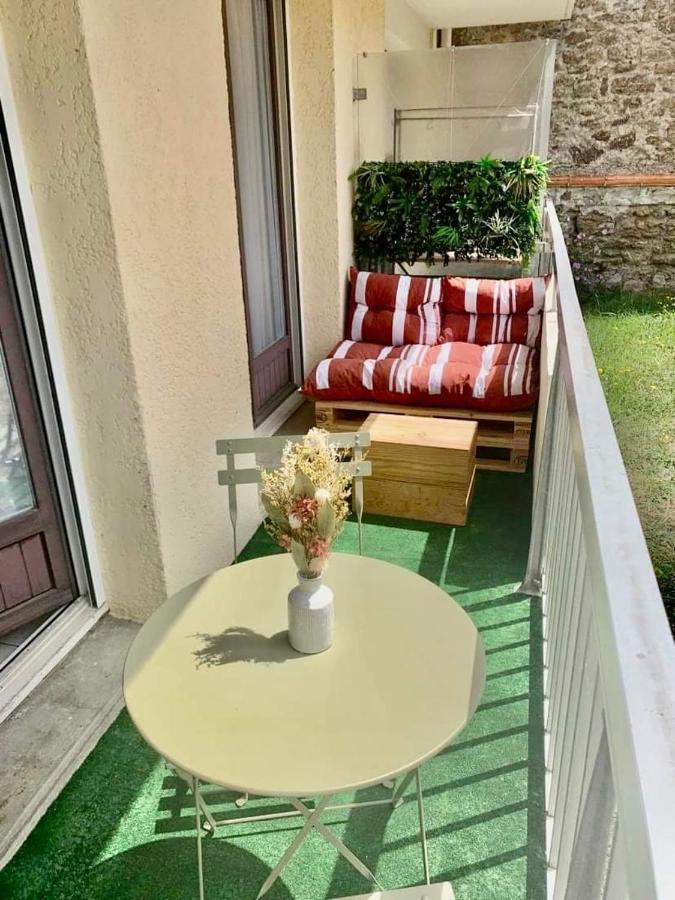 Appartement 1 chambre pour 2 pers - fraîchement rénové - terrasse - parking Dinard Esterno foto